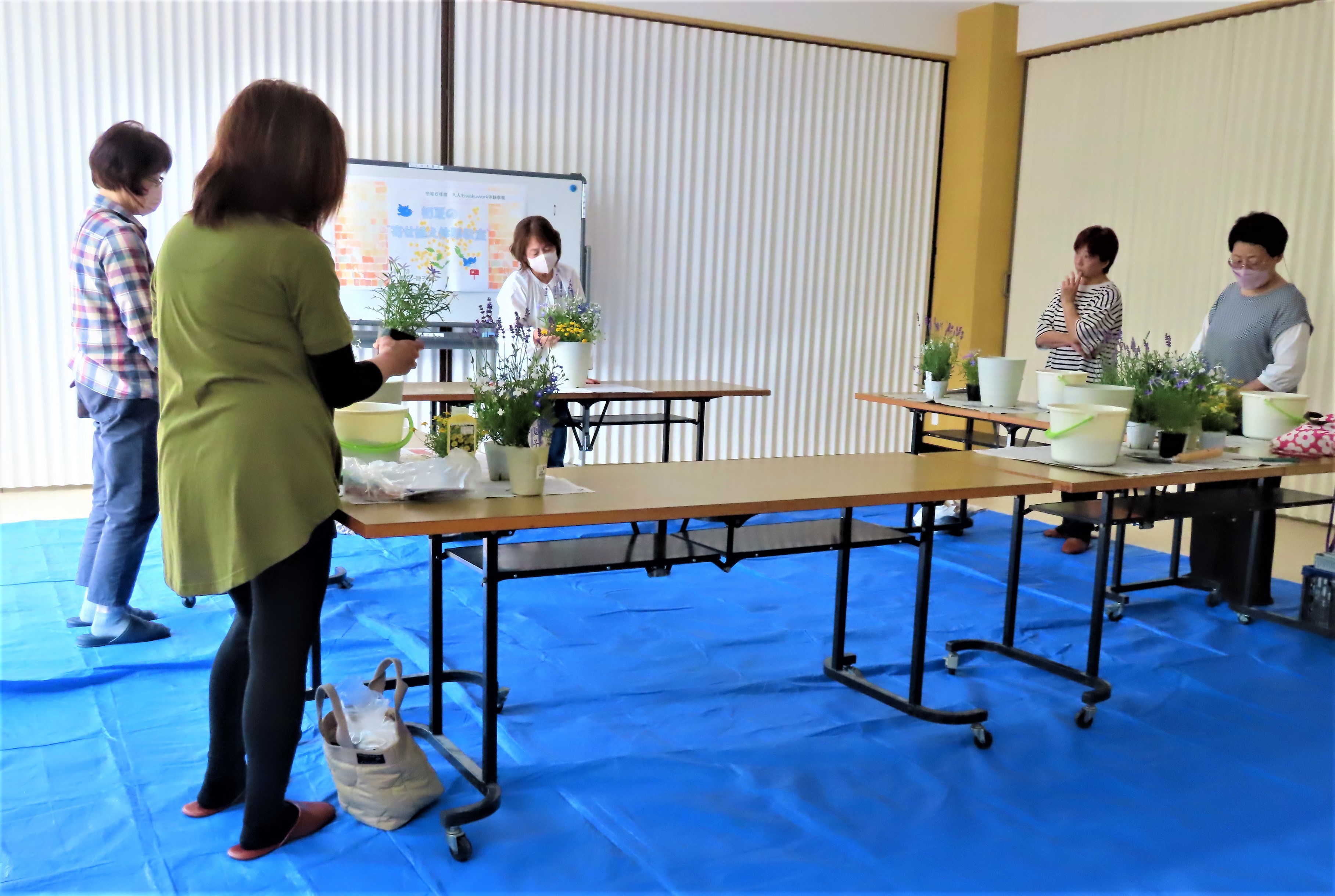 第1回春の寄せ植え教室　1