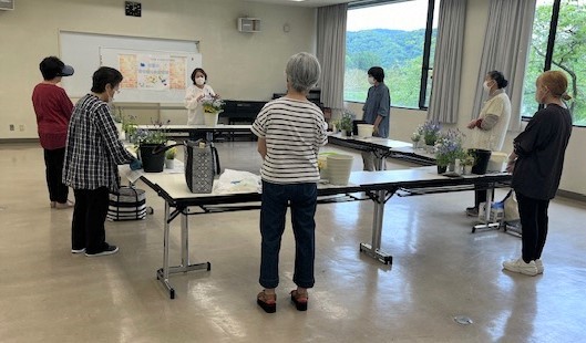 第2回春の寄せ植え教室　2